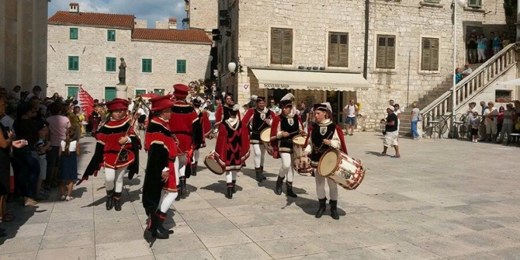 Vraća se modna revija šibenskih obrtnika1