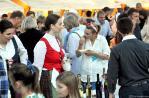 3 wine, olive & heritage festival 4