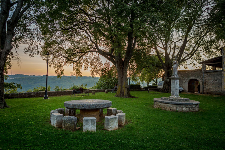 Ljetni festival istarskog pršuta u Tinjanu 11