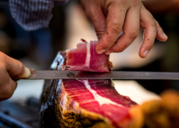 Ljetni festival istarskog pršuta u Tinjanu 5